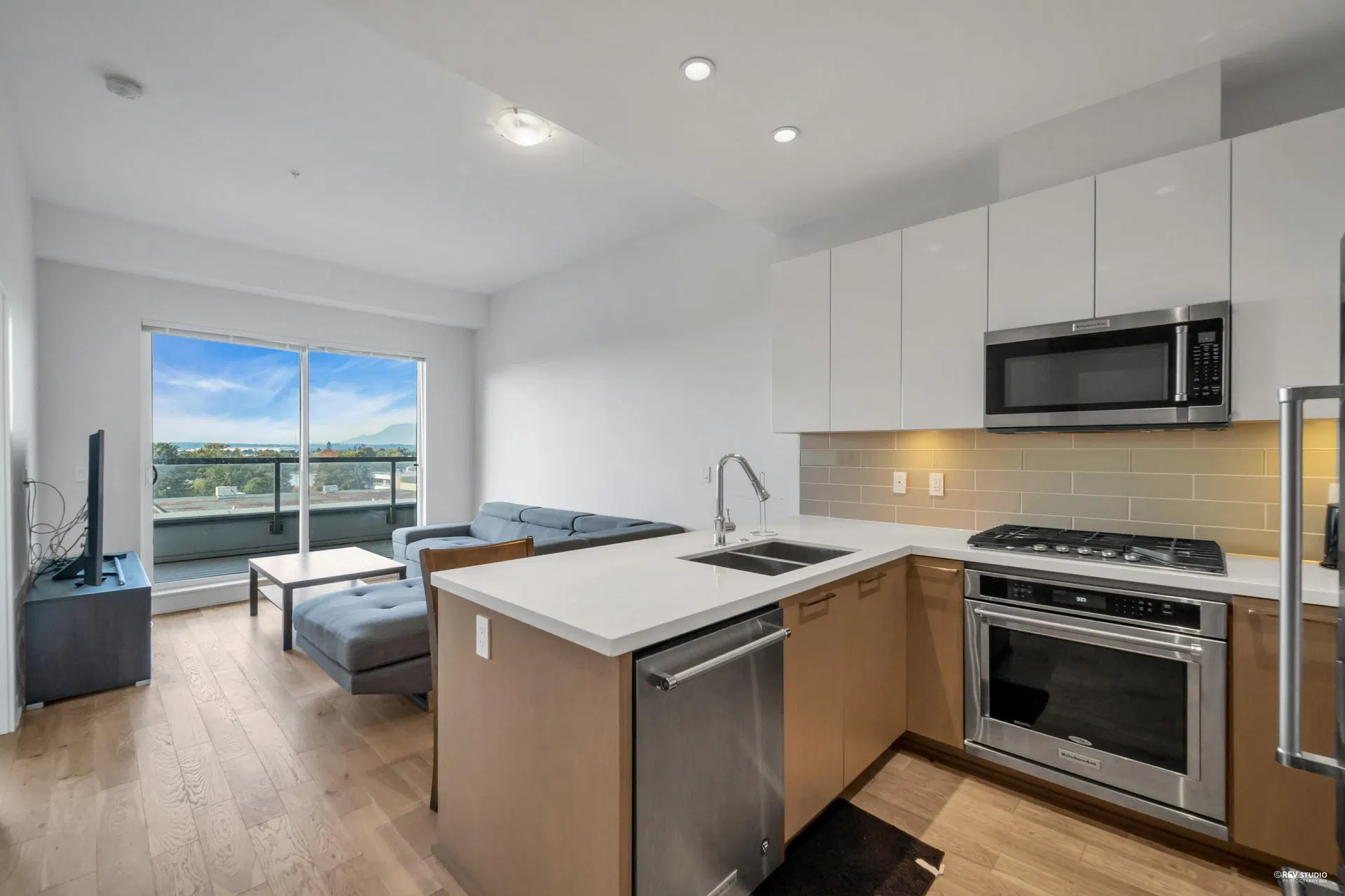 Photo 2 of 19 at #603 – 7008 River Parkway