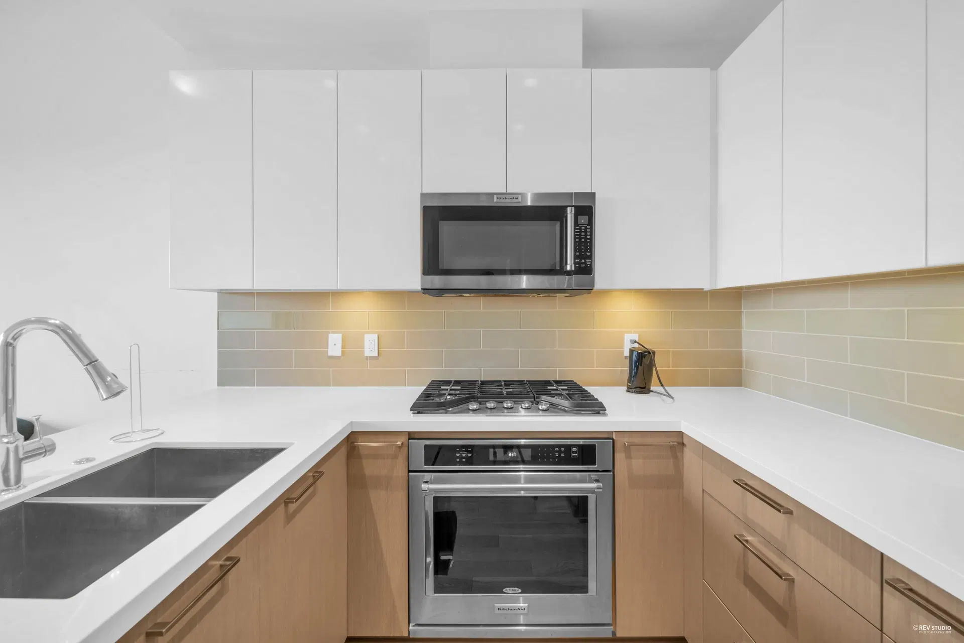Photo 4 of 19 at #603 – 7008 River Parkway