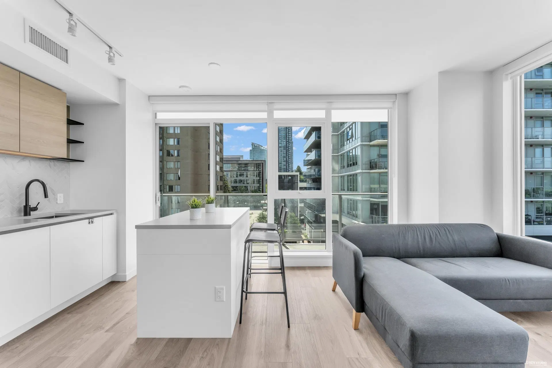 Photo 5 of 32 at #510 – 13428 105 Avenue