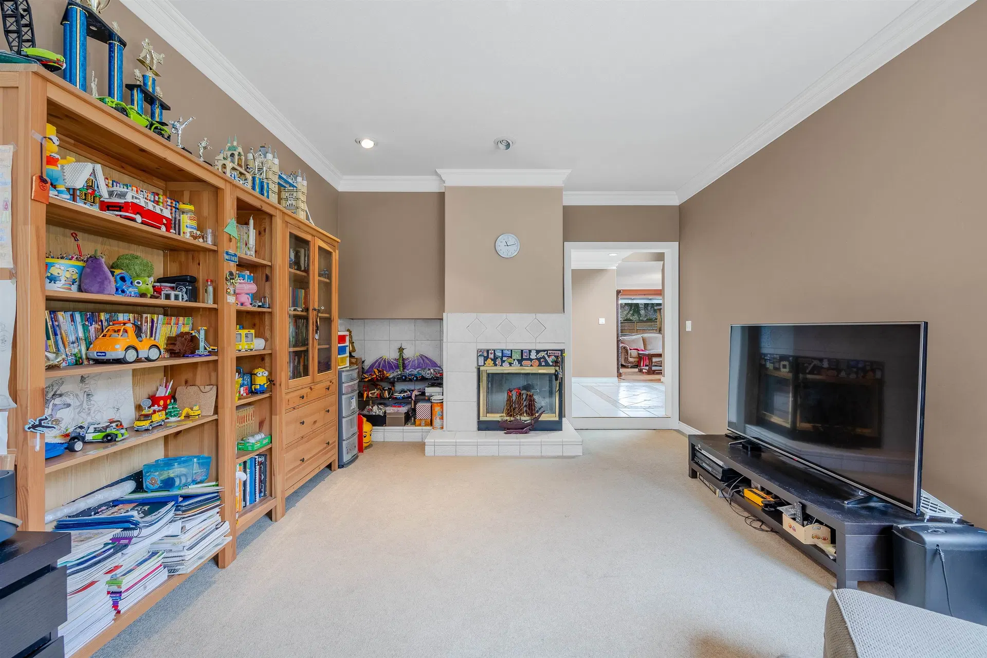 Photo 4 of 15 at 2443 150 Street