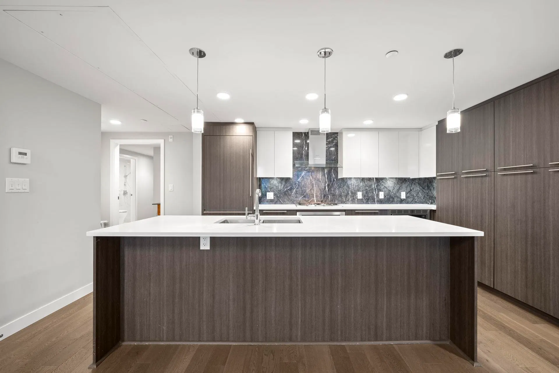 Photo 5 of 32 at #401 – 5033 Cambie Street