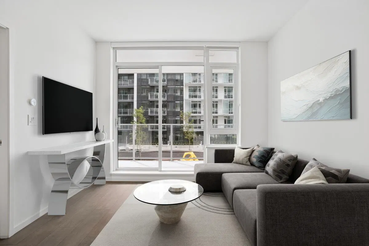 Photo 3 of 37 at #548 – 6500 Minoru Boulevard