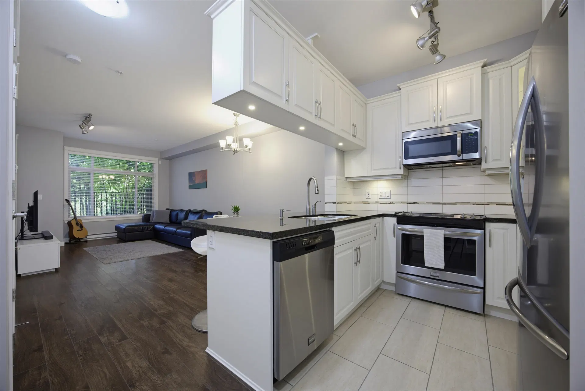 Photo 3 of 35 at #111 – 12565 190a Street