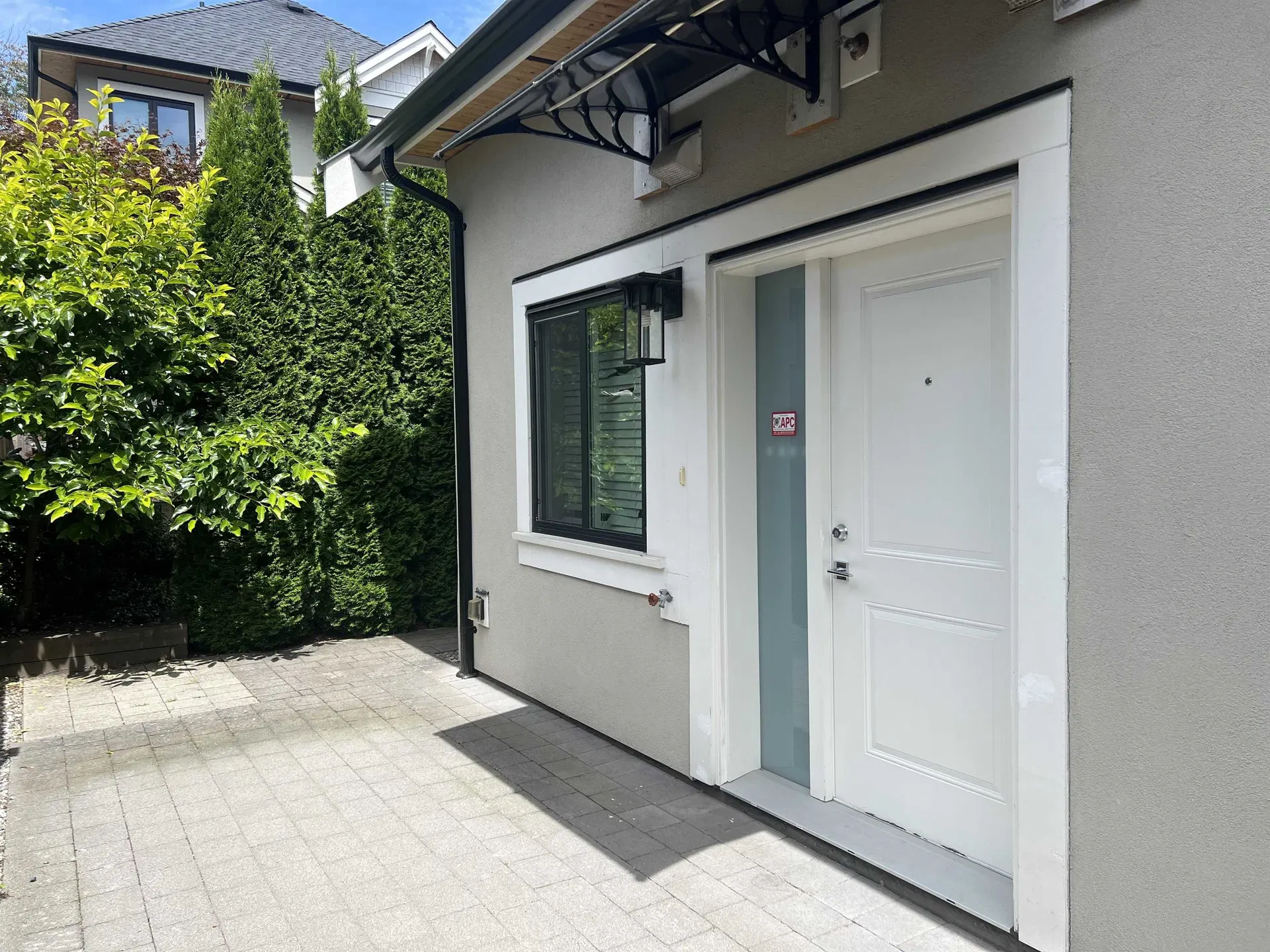 Photo 2 of 6 at Laneway – 2920 W 41st Avenue