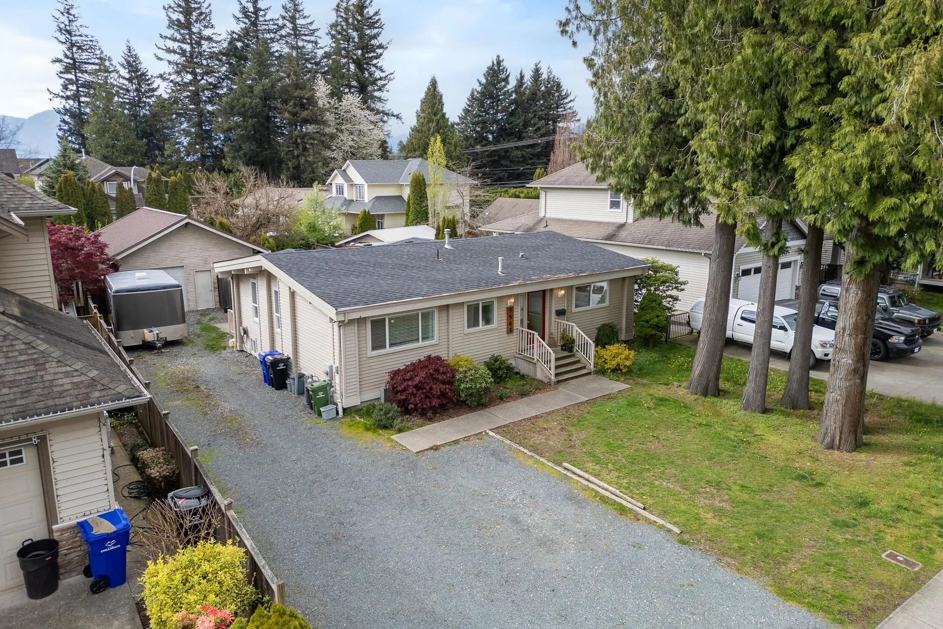 Photo 1 of 34 at 5565 Peach Road