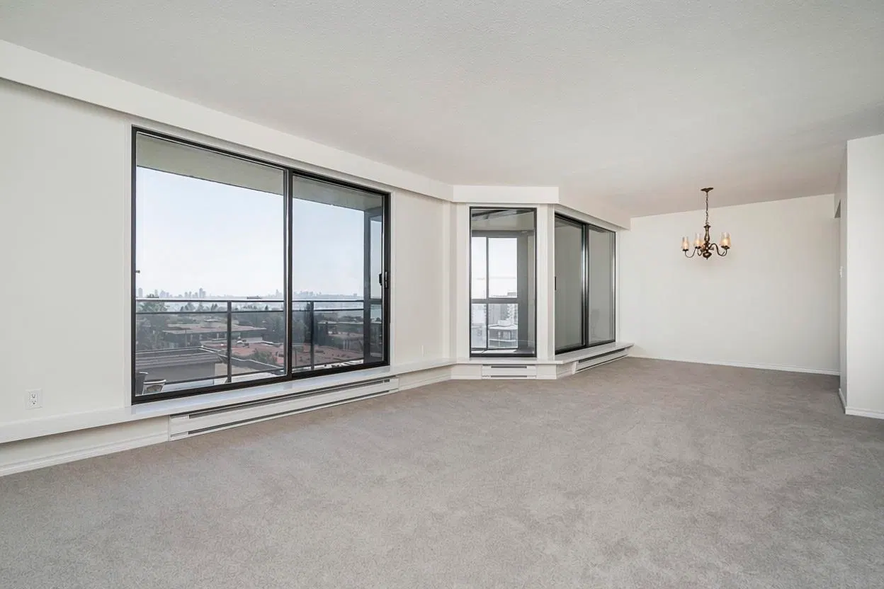 Photo 1 of 30 at #801 – 444 Lonsdale Avenue