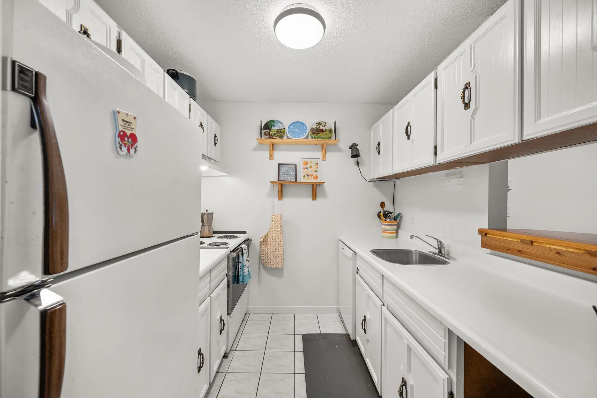 Photo 4 of 26 at #253 – 5421 10th Avenue