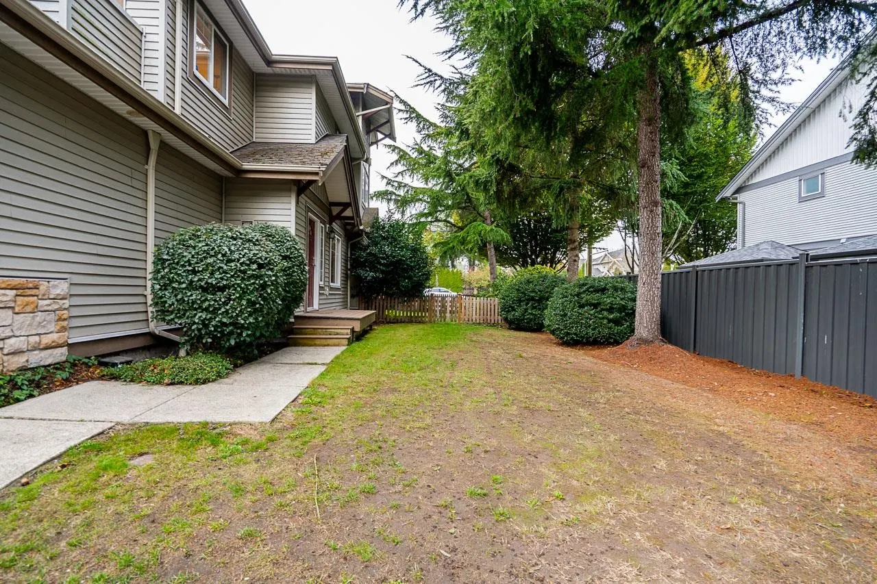 Photo 4 of 35 at #26 – 14453 72 Avenue