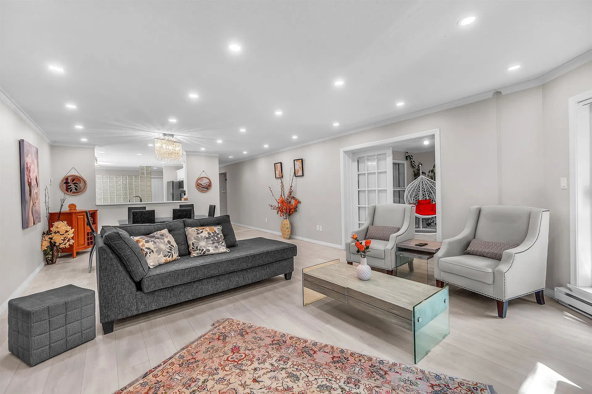 Photo 3 of 30 at #207 – 1500 Ostler Court