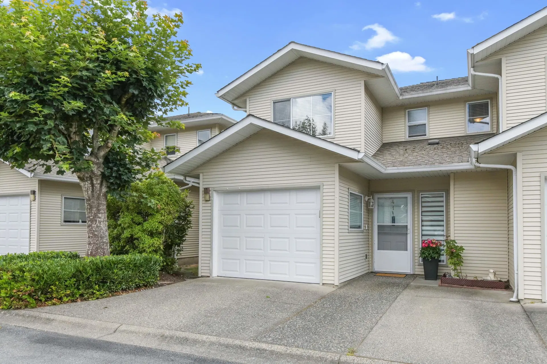 Photo 2 of 31 at #41 – 16016 82 Avenue