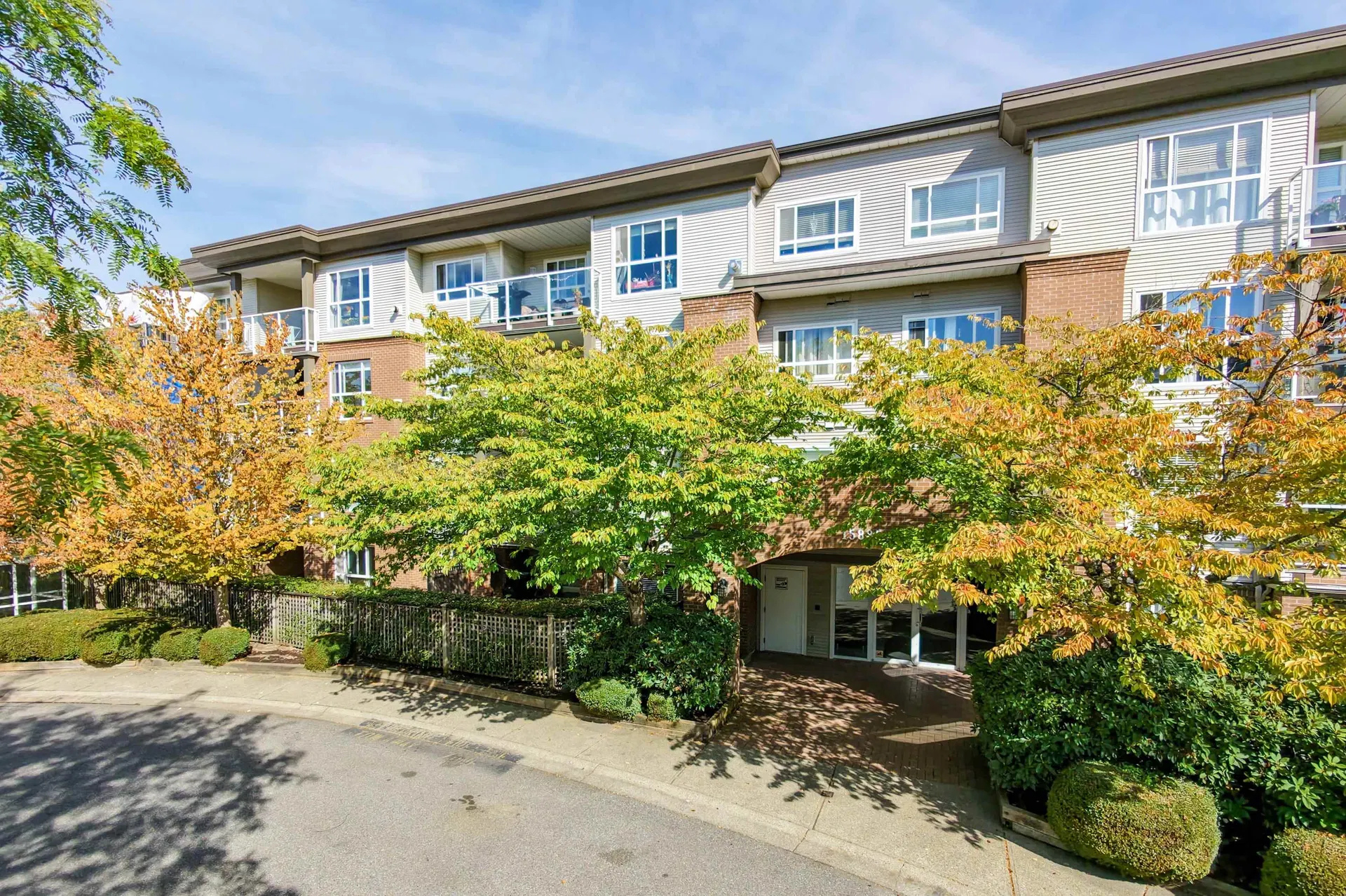 Photo 1 of 40 at #102 – 15885 84 Avenue