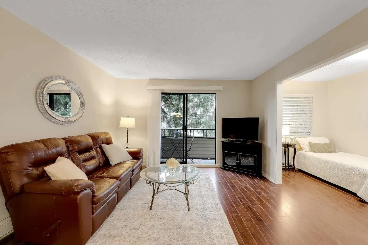 Photo 4 of 29 at #211 – 20460 54 Avenue