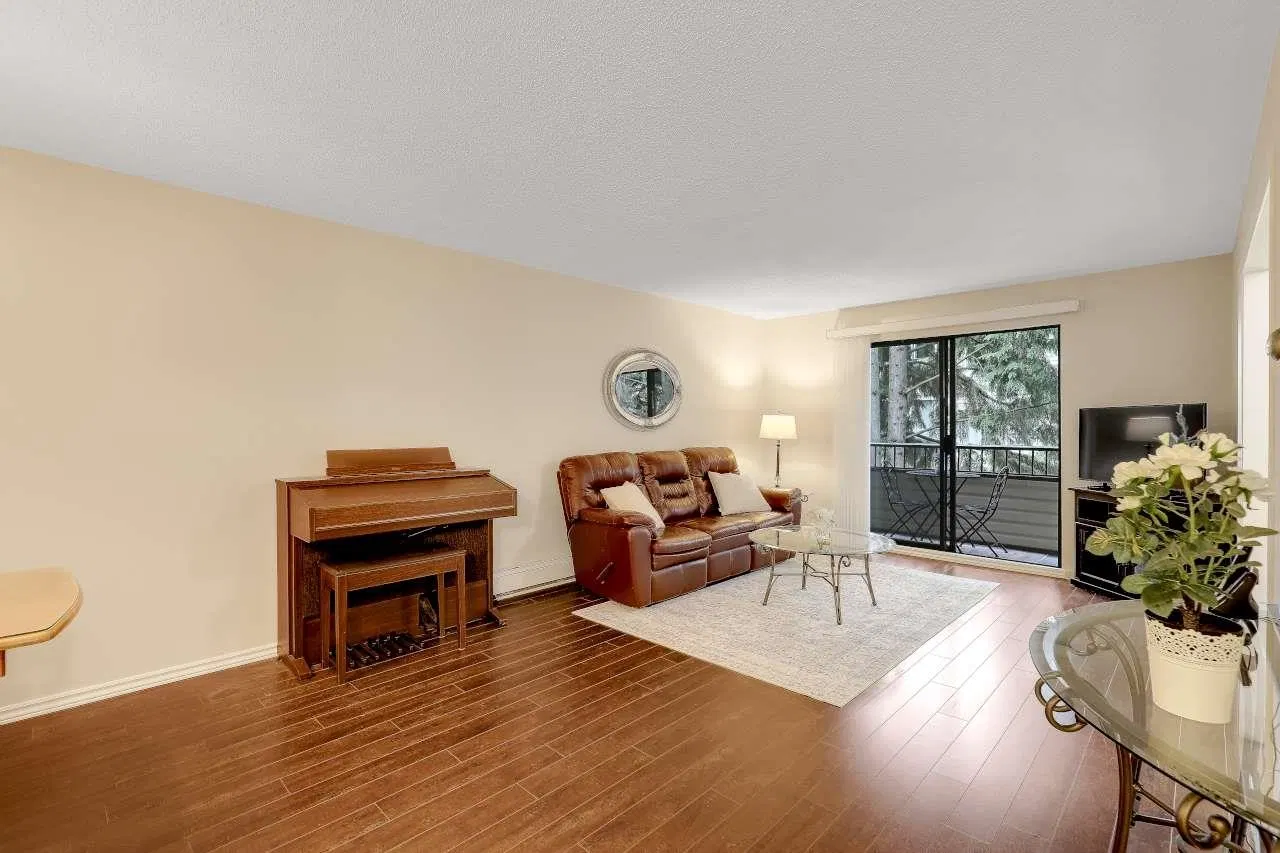 Photo 5 of 29 at #211 – 20460 54 Avenue