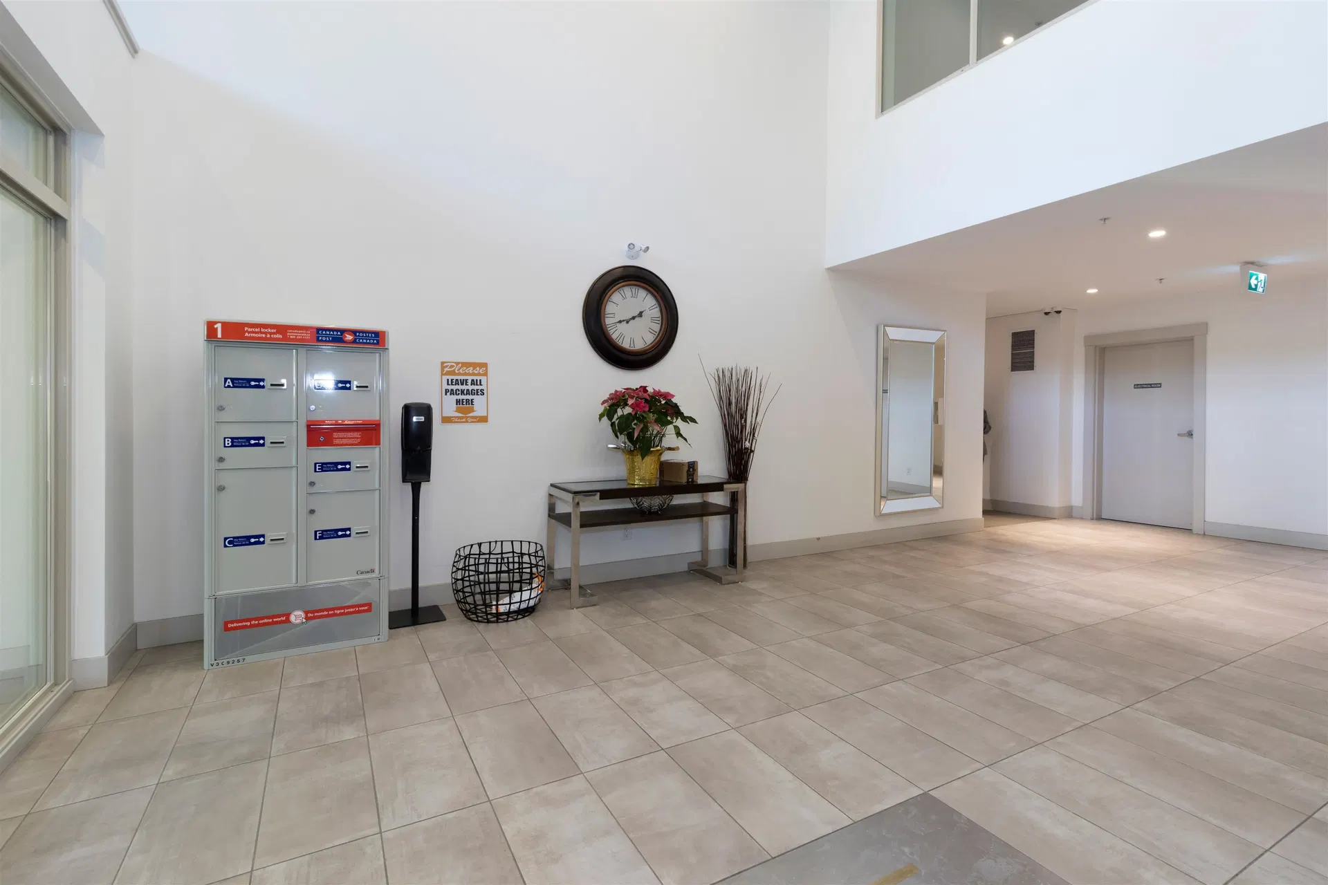 Photo 3 of 21 at #407 – 2436 Kelly Avenue