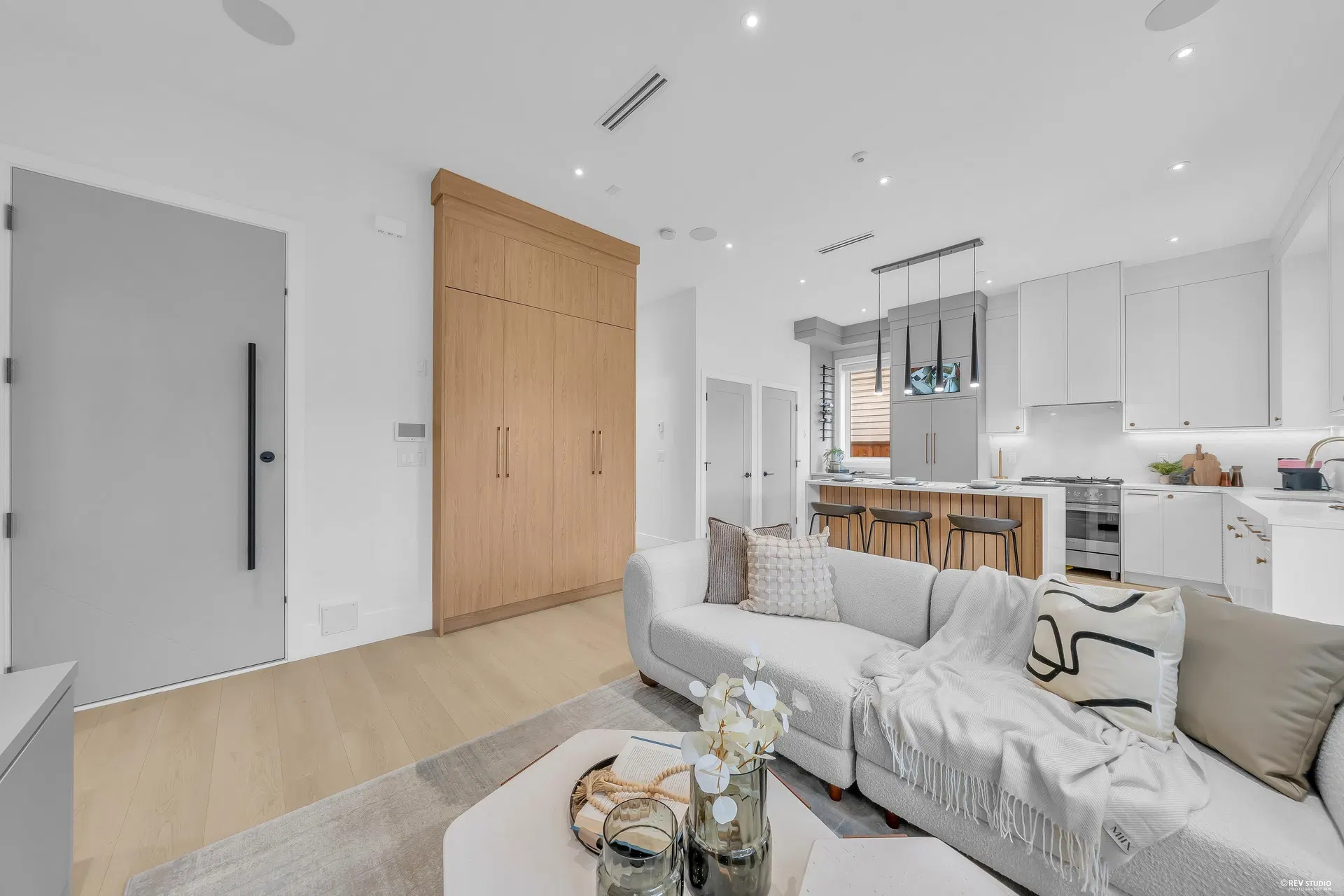 Photo 4 of 36 at #2 – 3627 E 45th Avenue