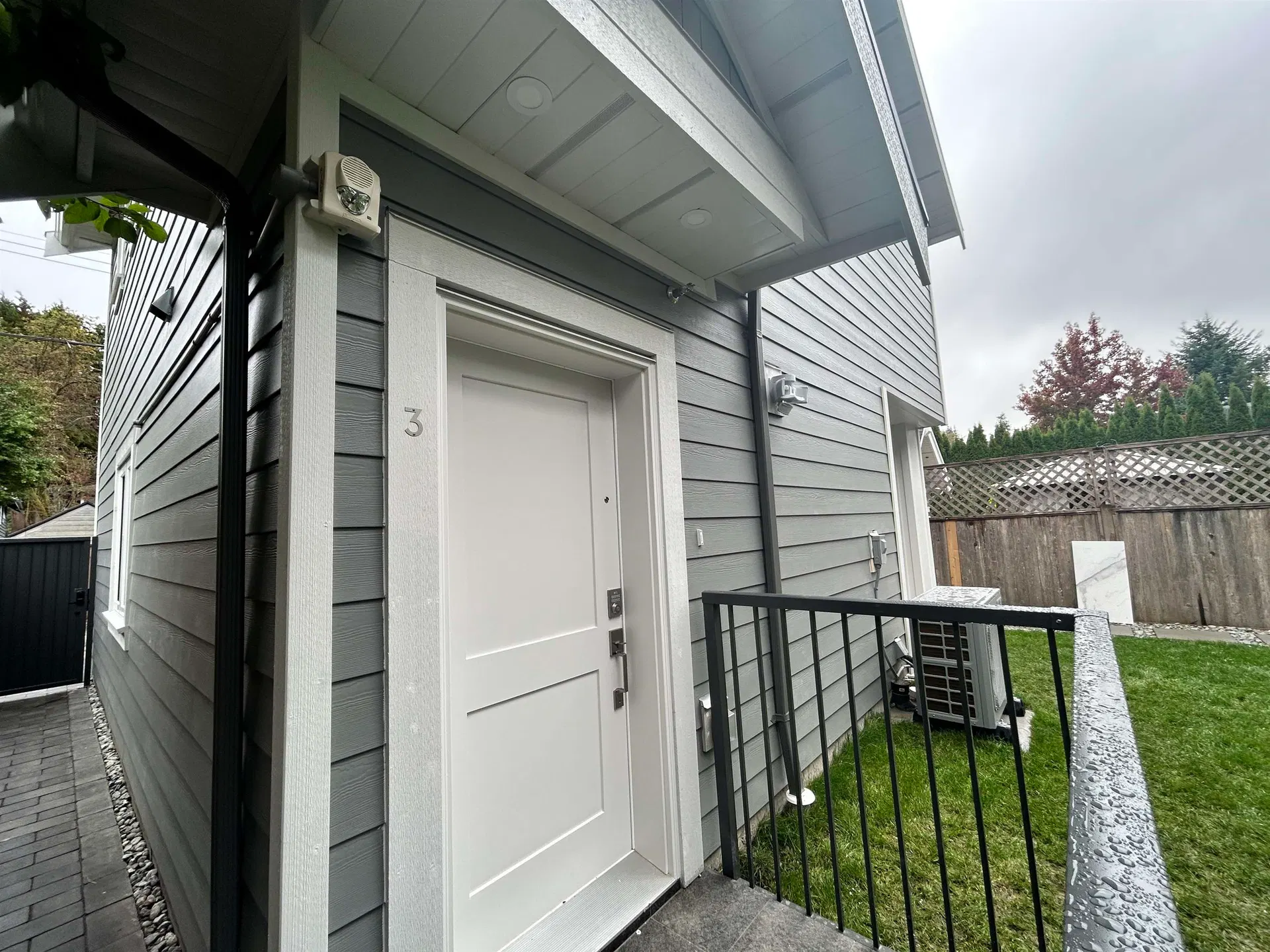 Photo 2 of 12 at #3 – 4472 W 15th Avenue