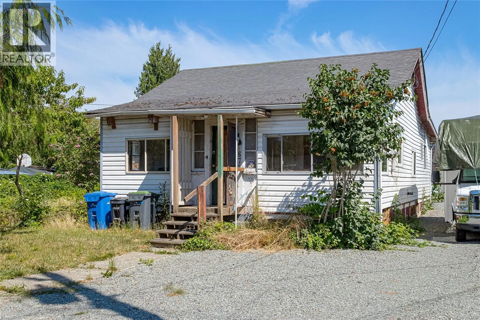 Photo 1 of 15 at 675 Powell Street