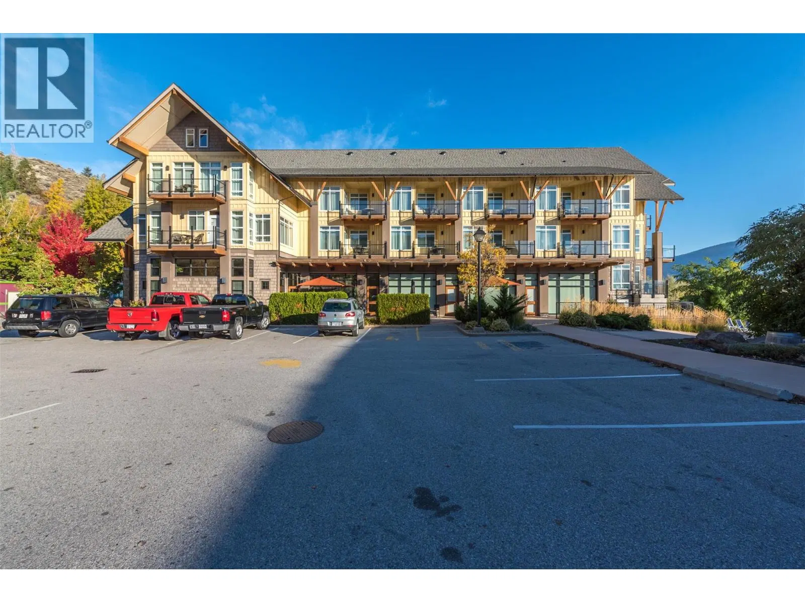 Photo 4 of 43 at #105 – 13011 Lakeshore Drive