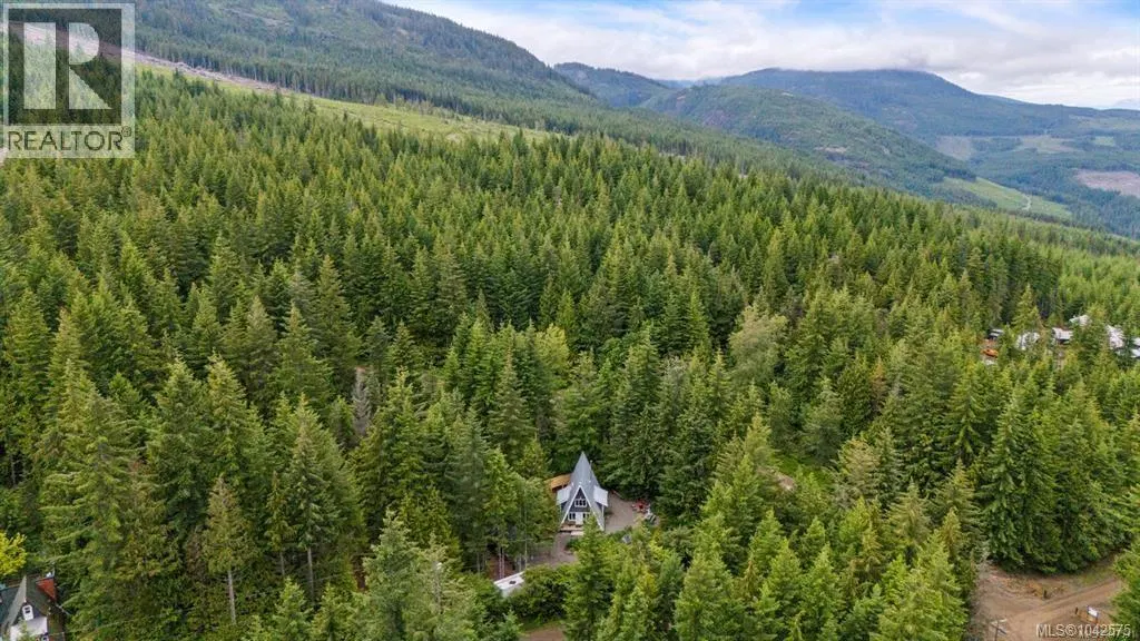 5461 Grouse Road
