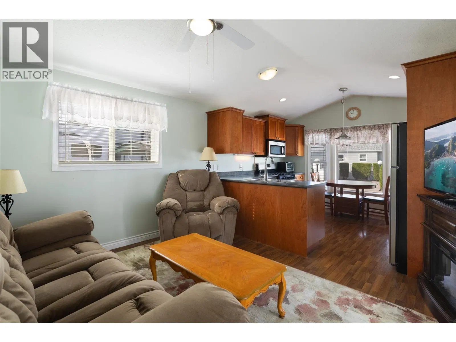 Photo 4 of 50 at #24 – 8000 Highland Road