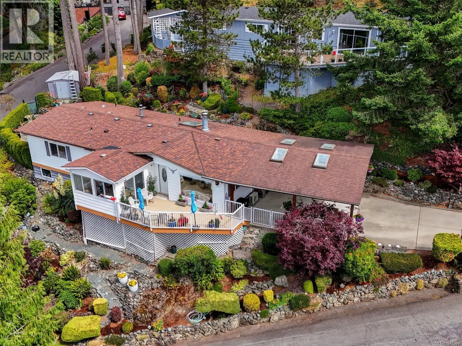 #71 – 5838 Blythwood Road