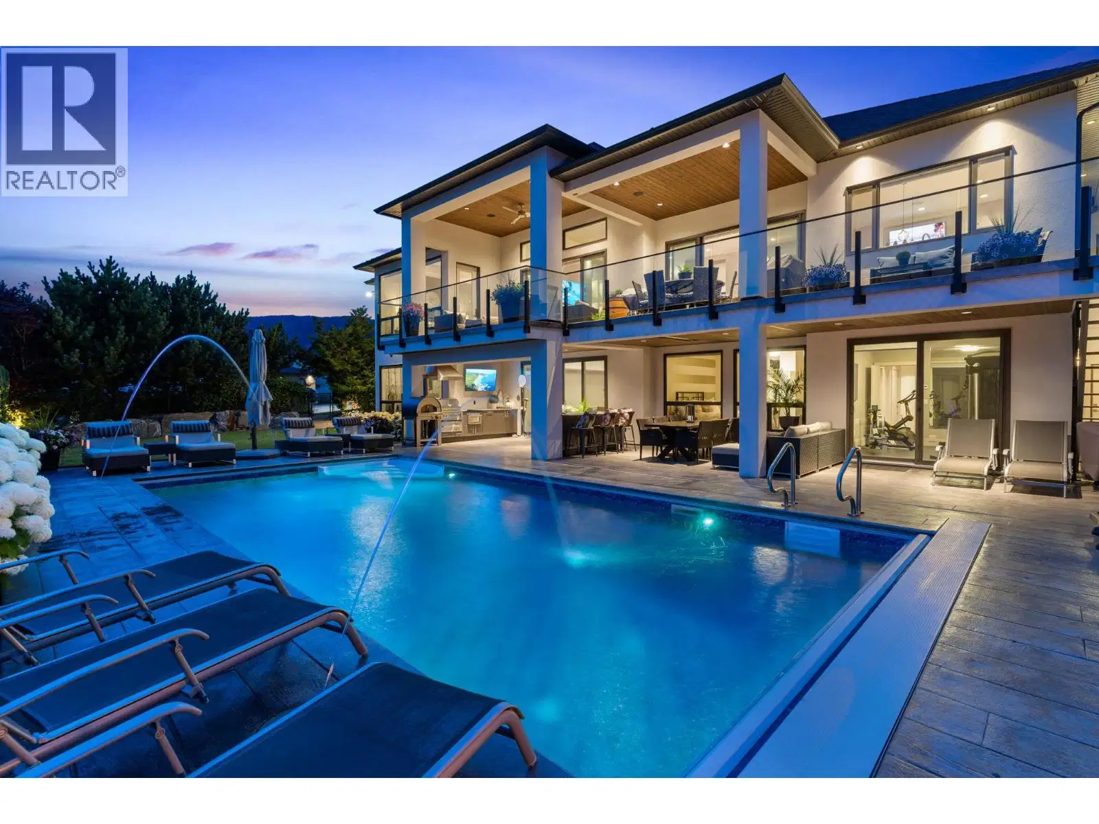 3350 Vineyard View Drive