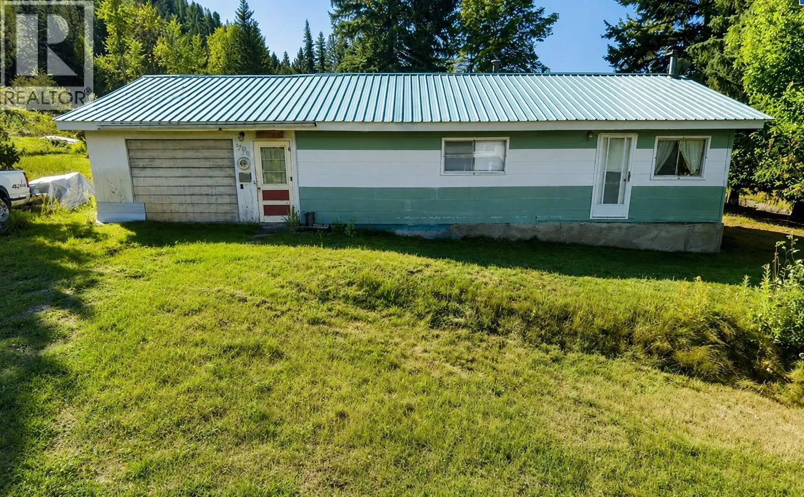 Photo 1 of 37 at 398 Marguerite Avenue