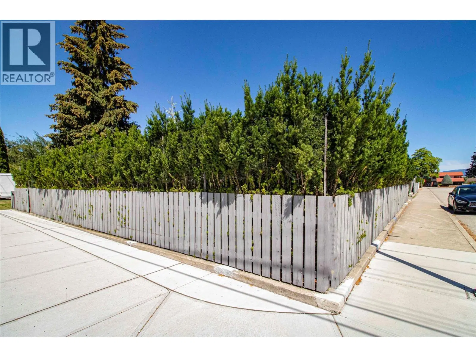 Photo 1 of 16 at 105 Lee Avenue