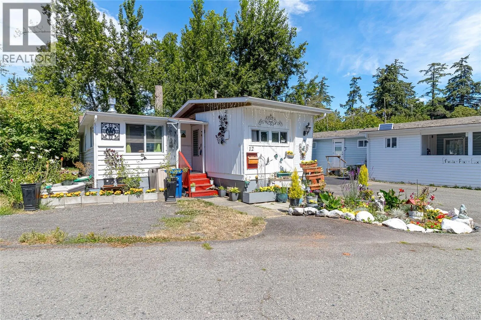 Photo 1 of 33 at #12 – 1201 Craigflower Road