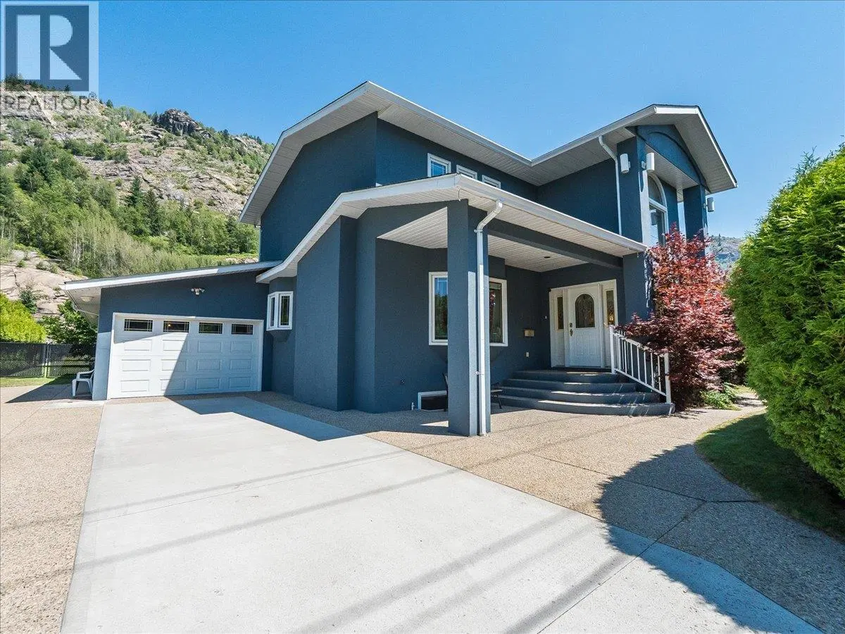 Photo 1 of 83 at 3441 LABURNUM Drive