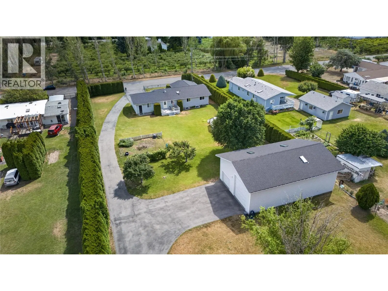 Photo 1 of 30 at 3006 Orchard Drive