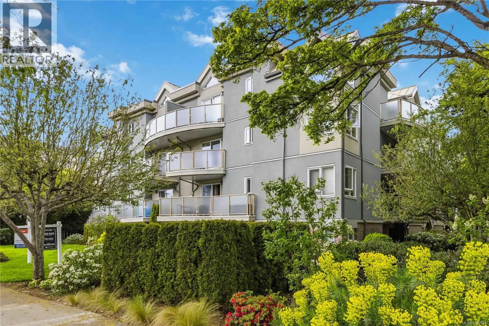 #101 – 2710 Grosvenor Road
