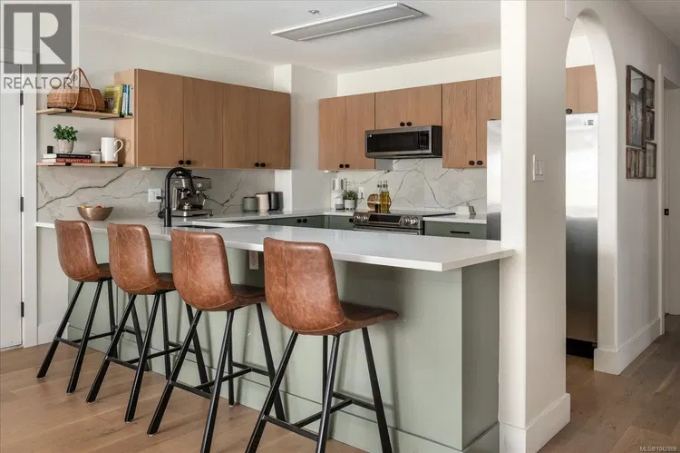 Photo 1 of 43 at #6 – 4271 Wellington Road