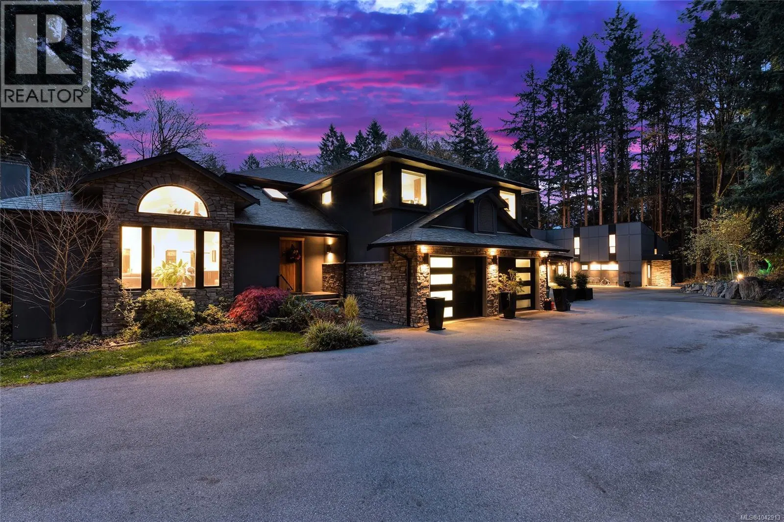 Photo 1 of 98 at 851 Sayward Road