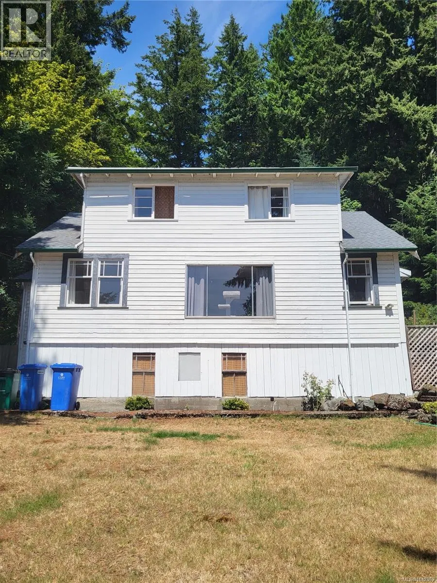 Photo 1 of 21 at 10511 Youbou Road