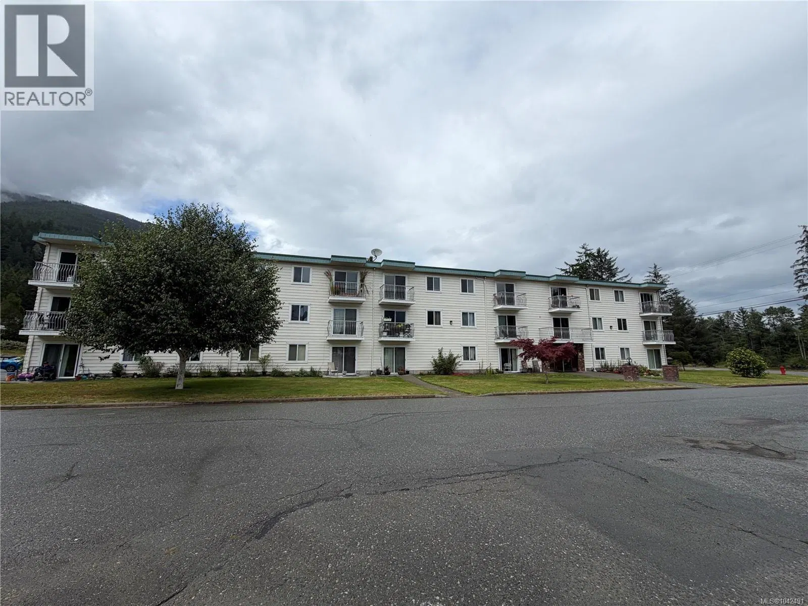 Photo 1 of 19 at #307 – 611 MacMillan Drive