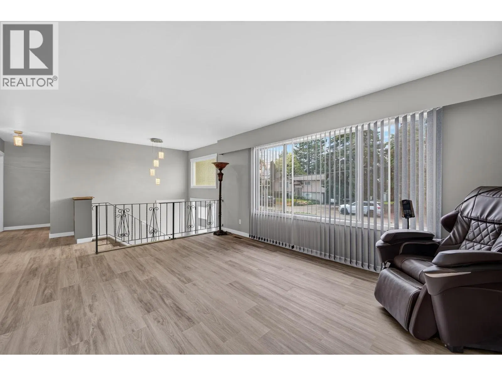 Photo 5 of 27 at 816 Bebek Road