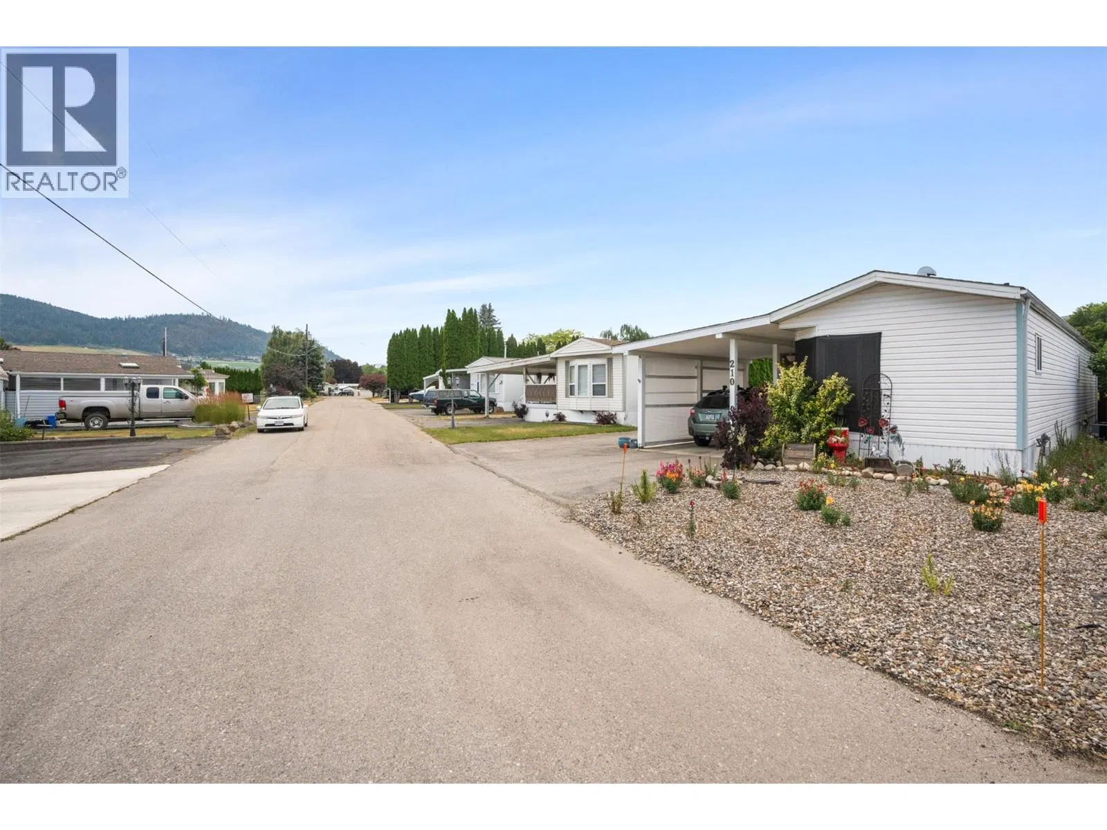 Photo 4 of 49 at #210 – 6710 Tronson Road