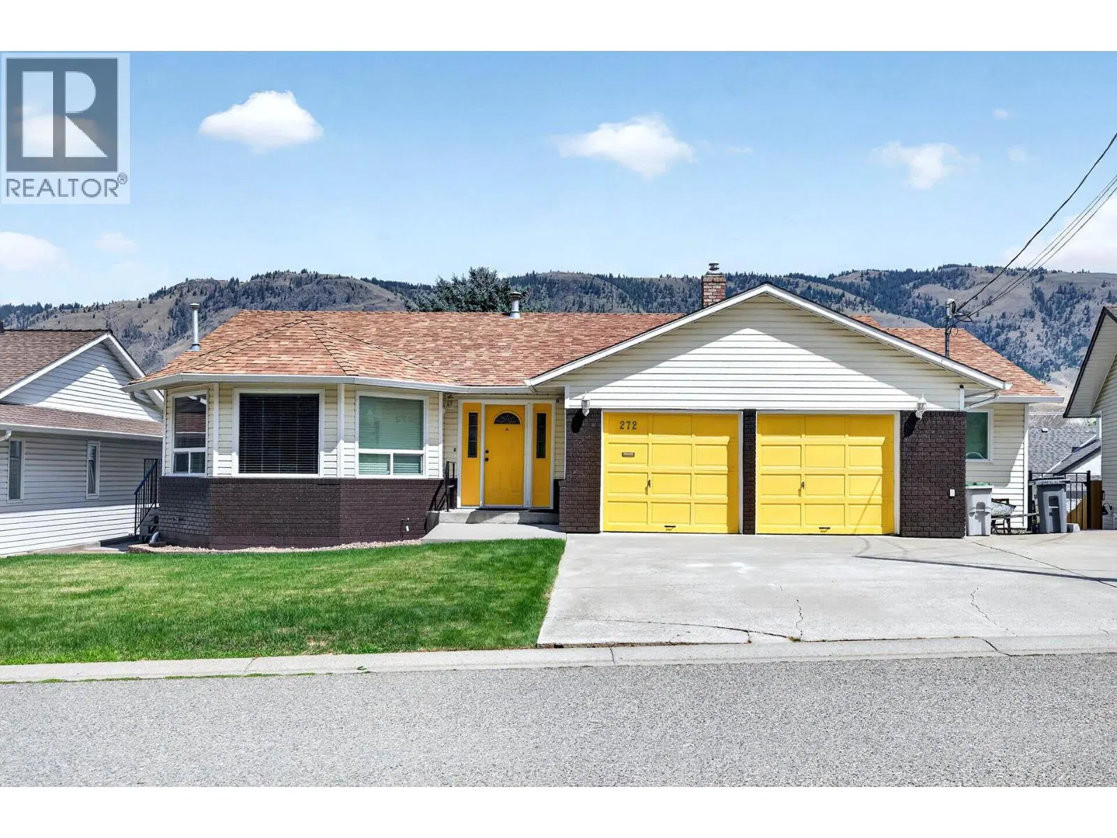 Photo 1 of 45 at 272 Valleyview Place