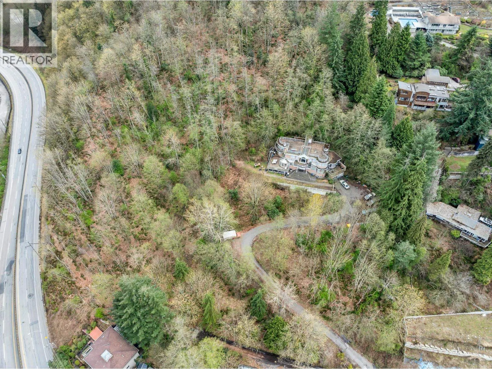 Photo 4 of 39 at #7235 & – 7356 BAYVIEW & BRAESIDE Drive