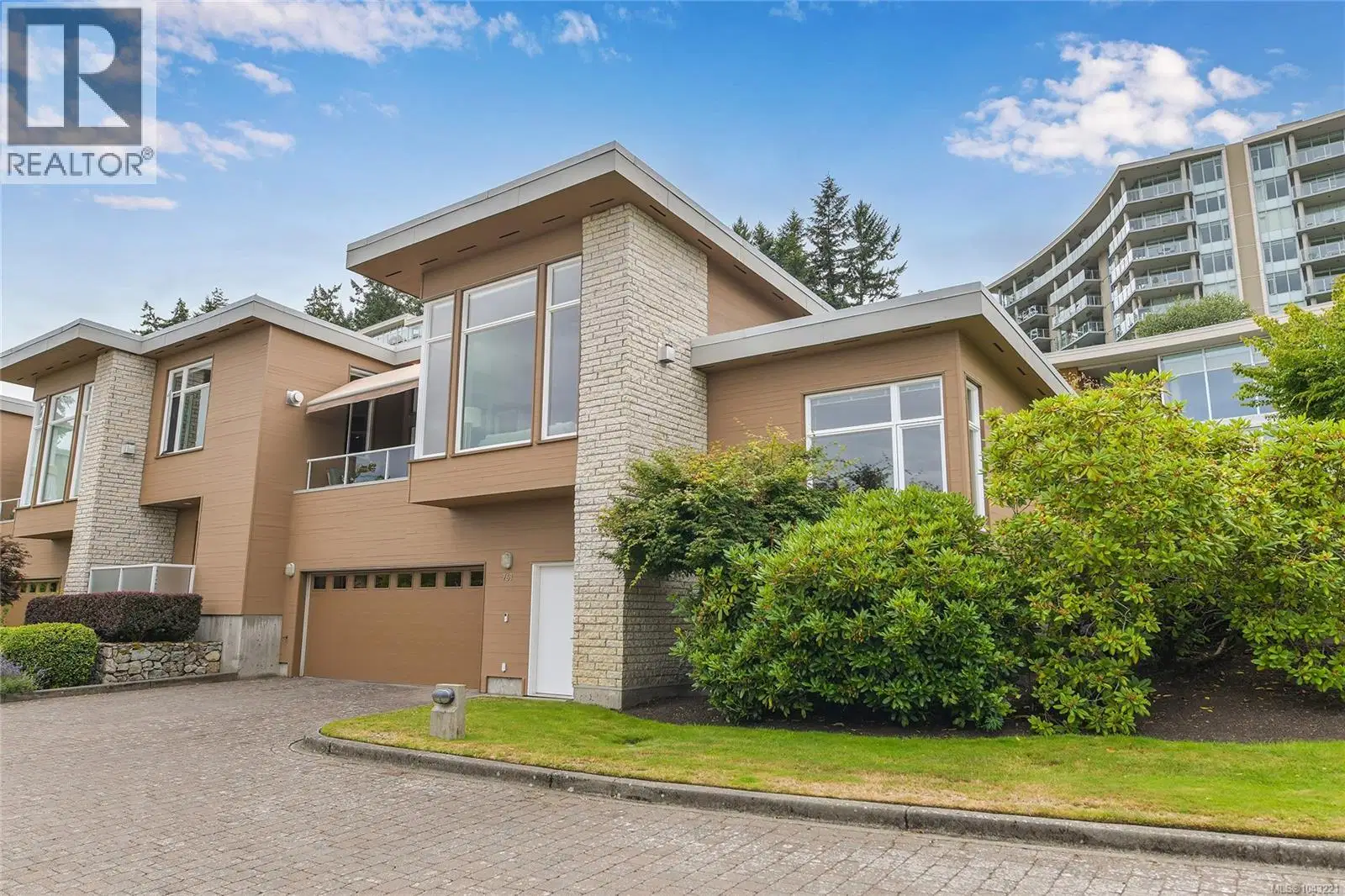 763 Sayward Hill Terrace