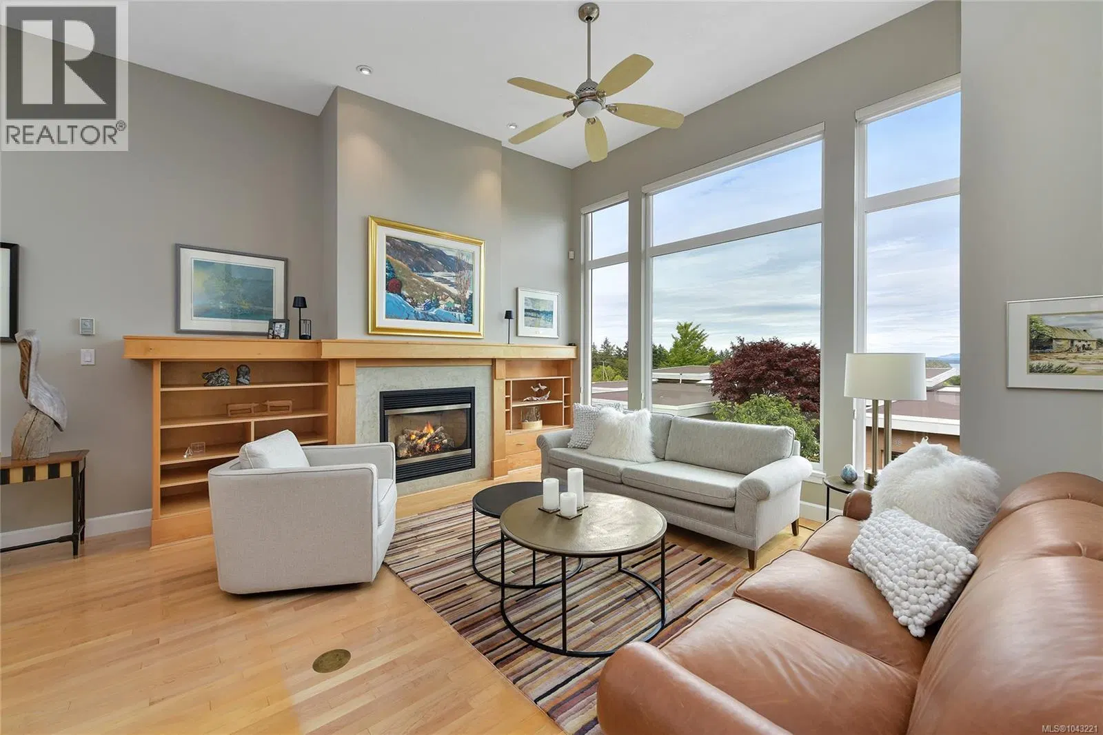 Photo 5 of 58 at 763 Sayward Hill Terrace