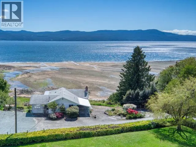 Photo 1 of 46 at Powell River