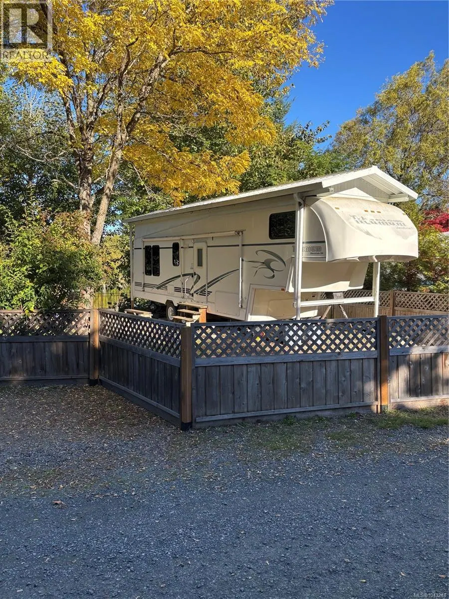Photo 2 of 28 at F14 – 2650 Turnbull Road