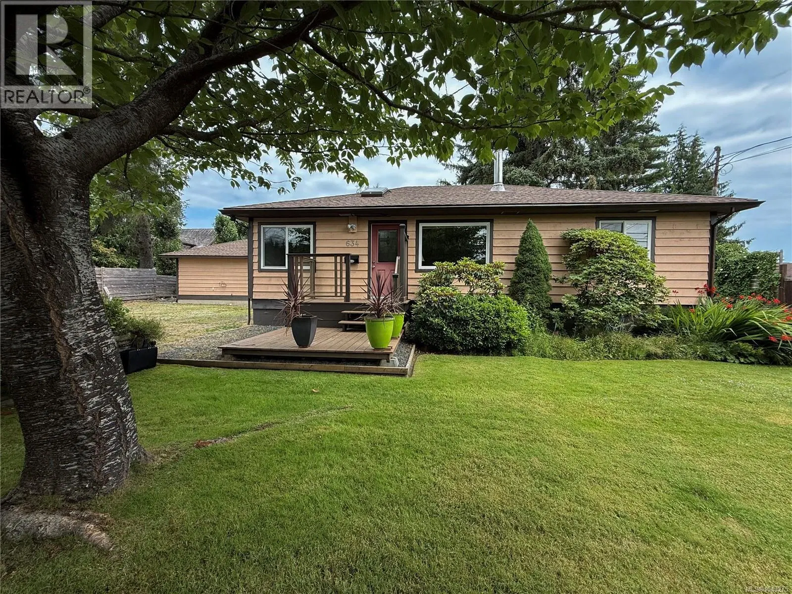 Photo 1 of 60 at 634 Holm Road