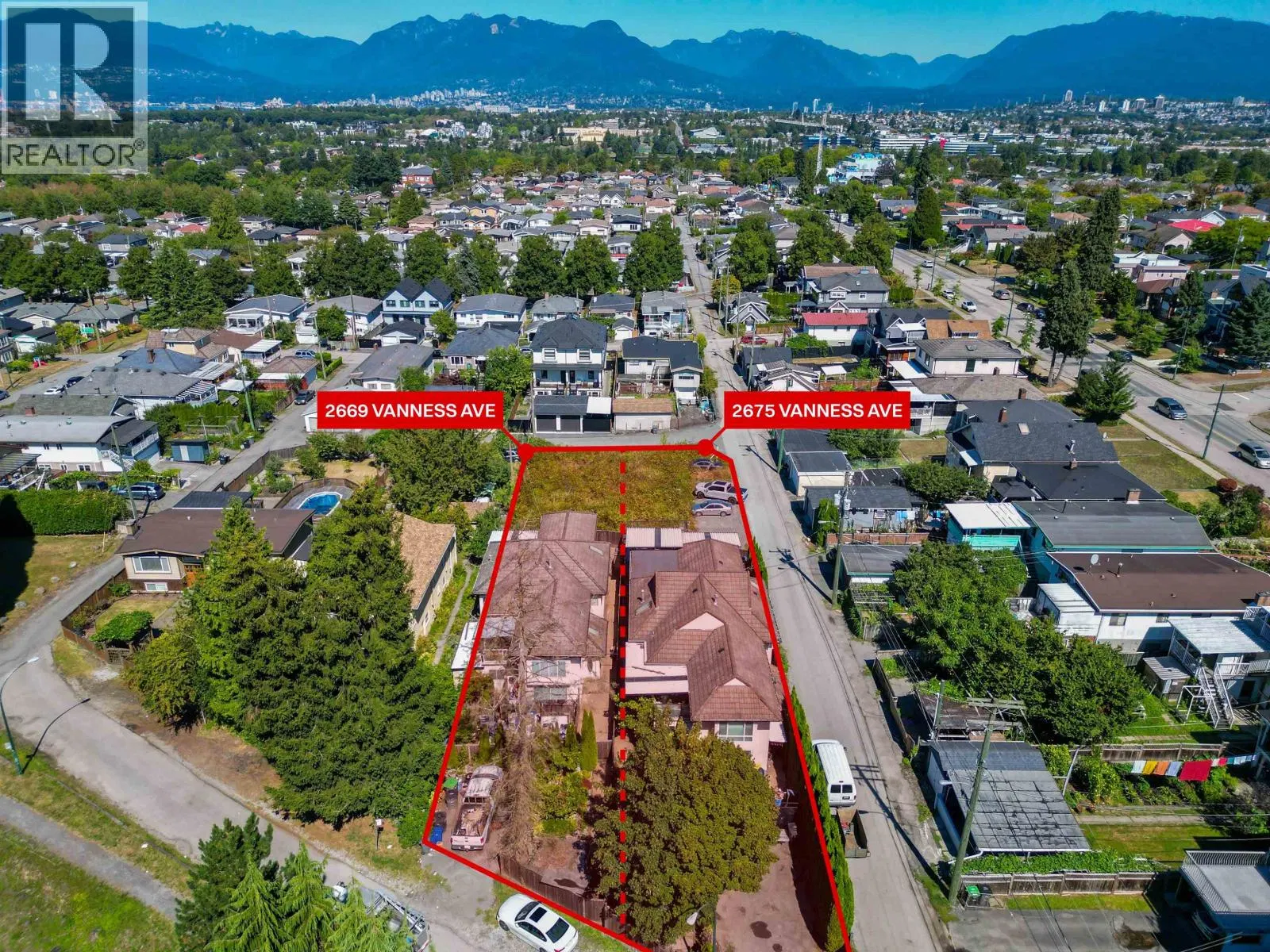Photo 3 of 11 at 2675 VANNESS Avenue