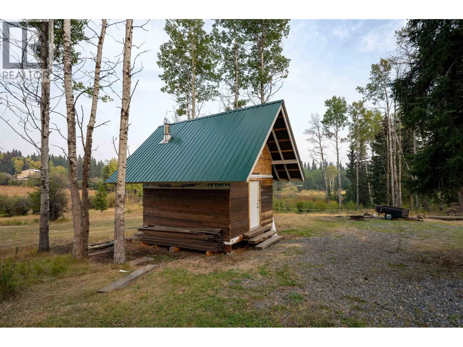 Photo 1 of 40 at 7470 CARIBOO CHALET Road
