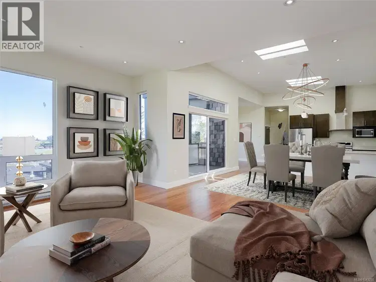 #302 – 6981 East Saanich Road