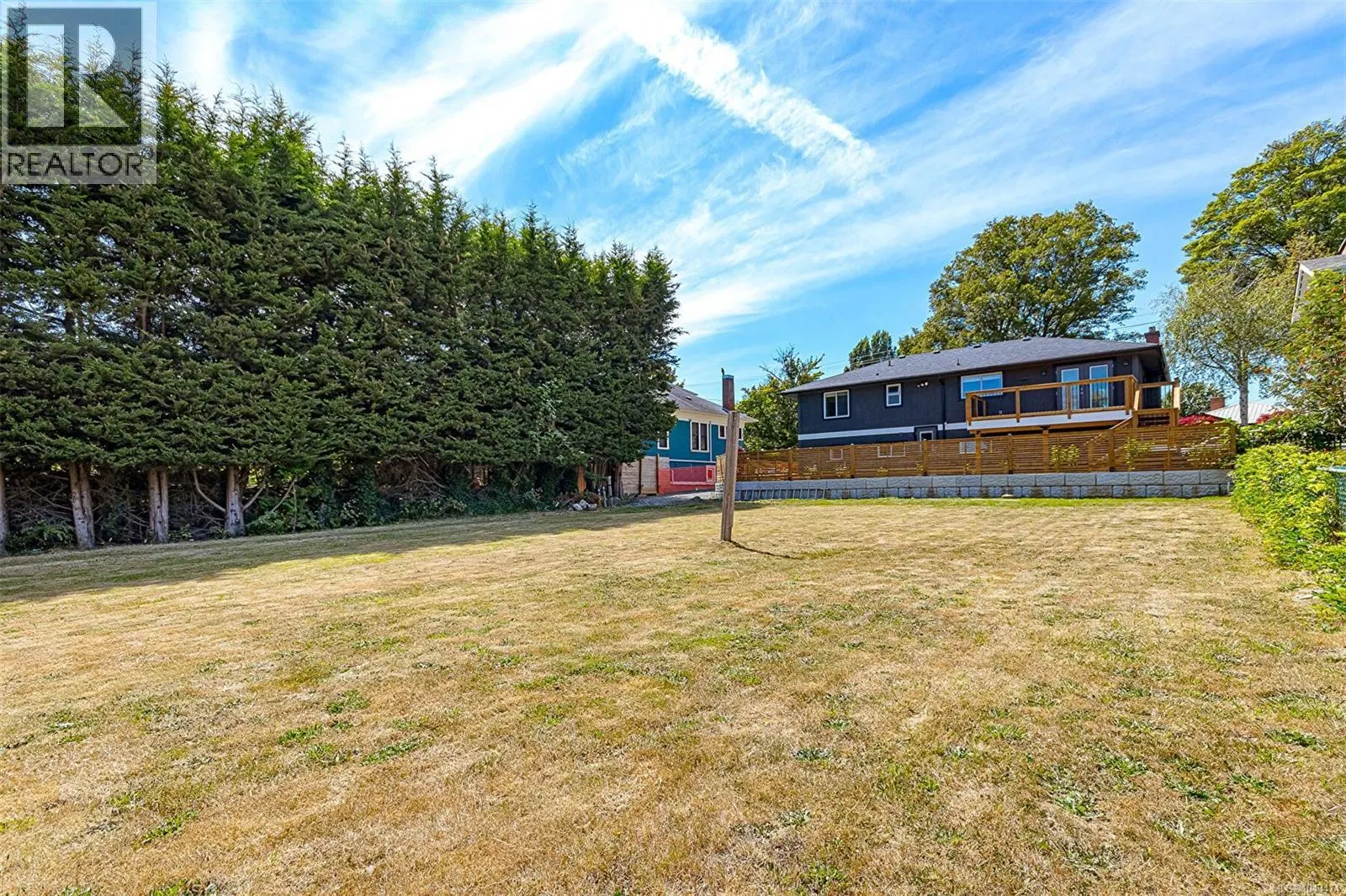 Photo 5 of 20 at 3141 Balfour Avenue