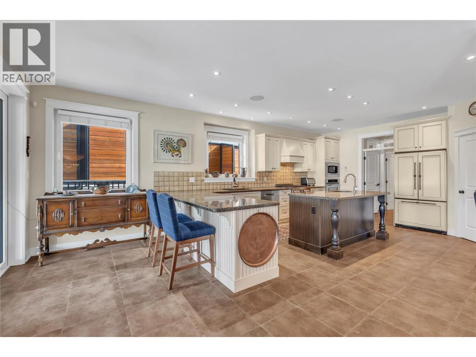Photo 4 of 18 at #4 – 112 Penrose Court